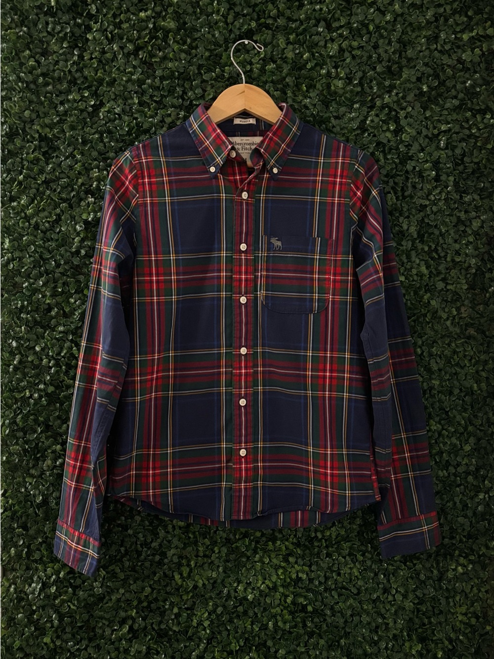 Sz M Abercrombie & Fitch Men’s Muscle Fit Plaid Button Down Shirt Y2K Preppy